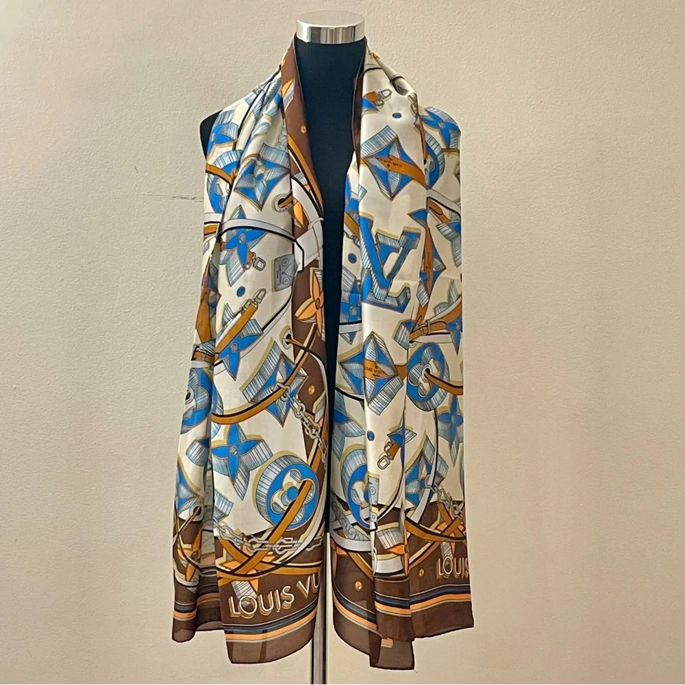 L V Flowers and Leaves Pattern Silk Scarf - Picture 2 of 9